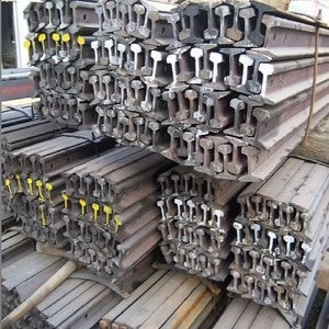 Matériaux ferreux de haute qualité : Offre incluant des ferrailles de voies ferrées usagées provenant de voies dégagées, avec des pièces de rail triées et nettoyées, emballées. - Product Image 4
