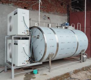 Tanque de Almacenamiento de Leche de Acero Inoxidable a Granel con Control de Temperatura 3 KL - Product Image 1