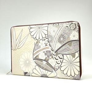 Étui pour ordinateur portable en soie Sakura-Kyoto Yuzen - Product Image 3