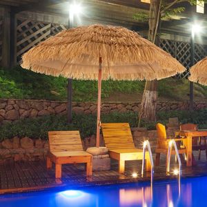 Ombrellone da Spiaggia Portatile in Paglia da 6,5 Piedi con Inclinazione Regolabile e Base - Product Image 2