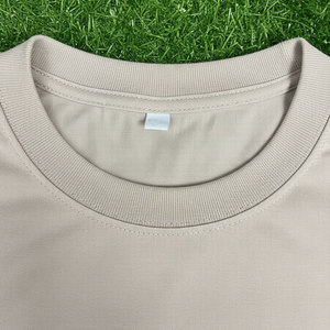 Camiseta Lisa para Hombre, Cuello Redondo, Corte Regular, Algodón Suave, Dobladillo con Doble Costura, Logotipo Personalizado, OEM, Venta al Por Mayor, Fábrica de Pakistán - Product Image 3