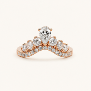 Bague Chevron en Or Rose 14K avec Diamant de Laboratoire en Forme de Poire |   Bague de mariage élégante en V incurvé, empilable, pour femme, cadeau d'anniversaire - Product Image 1