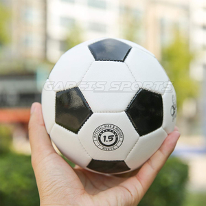 ฟุตบอลเย็บมือคุณภาพพรีเมียมรุ่นใหม่มาแรง ผลิตในปากีสถาน เกรดดีที่สุด - Product Image 5