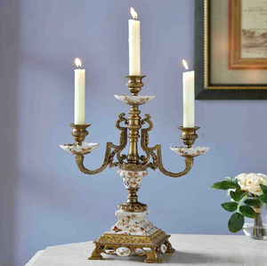 Candelabro de siete brazos de oro lujoso con un magnífico diseño antiguo escalonado, disponible a precios de mayorista. - Product Image 3
