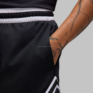 5 pulgadas Real Gym Running Basketball Tropical Camouflage Comfy Transpirable Mesh Viral Shorts para hombres y mujeres - Product Image 1