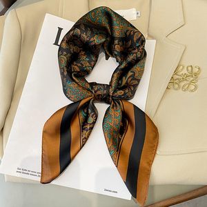 Wholesale Custom <b>Bandana</b> Custom Logo Printed Cotton <b>Bandana</b> Personalized Head Scarf Paisley <b>Bandana</b> Bulk Bandanas <b>for</b> <b>Men</b> Women - Product Image 3