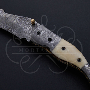 มีดพกทำมือจากเหล็กดามัสกัส พร้อมปลอกหนังและด้ามกระดูกอูฐ - Product Image 3