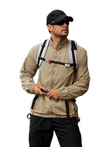 Nueva Chaqueta Cortavientos con Capucha Reflectante de Lona para Hombre, con Logotipo Personalizado, Estilo Urbano, con Bolsillo para Actividades al Aire Libre - Product Image 4