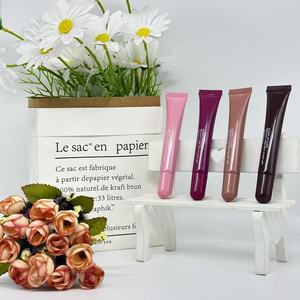 Brillo Labial Vegano al Por Mayor de Fábrica con Ingredientes Herbales y Minerales, Fórmula de Larga Duración para Maquillaje Femenino - Product Image 5
