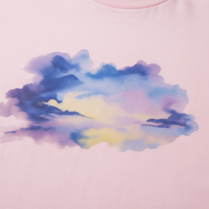 T-shirt rose à col rond et manches courtes pour homme avec motif nuage peint à la main, coupe décontractée en jersey - Product Image 2