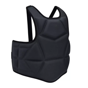Gilet de protection confortable avec rembourrage absorbant les chocs et ajustement flexible, protège-poitrine personnalisé avec logo et matériaux de qualité supérieure - Product Image 2