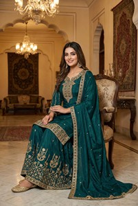 Salwar Kameez Tradicional de Seda con Bordado Chinon y Lentejuelas para Bodas, Diwali y Ocasiones Indias y Pakistaníes - Product Image 2