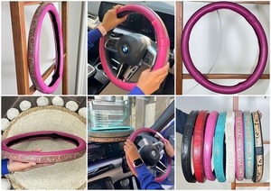 Nouvelle housse de volant en cuir façonnée à la main, universelle, antidérapante, accessoire de protection intérieur pour voitures et camions - Product Image 3