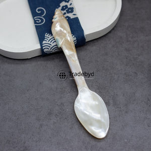 ช้อนตกแต่งทำมือพรีเมียมฝังมุกสำหรับเสิร์ฟอาหารในครัว โดย Tradebyd - Product Image 3