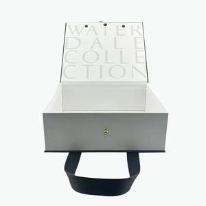 Boîte rigide à couvercle rabattable avec poignée en cuir, réutilisable, écologique, haut <span class=keywords><strong>de</strong></span> gamme, personnalisable avec logo, pour parfum, bougie, coffret cadeau, papier couché - Product Image 2