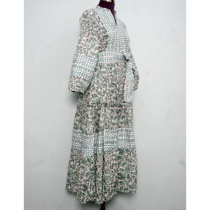 Vestido maxi hecho a mano, transpirable, informal, vintage, para uso diario, de corte holgado, con estampado floral, cuello en V, mangas cortas acampanadas y cintura natural. - Product Image 5