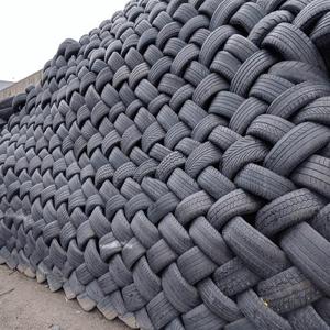 Fournisseur en gros de pneus usagés de qualité supérieure, 98 % recyclables, matériau en caoutchouc haute résistance et haute rigidité pour le recyclage - Product Image 2