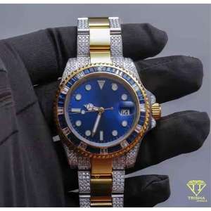 Reloj de Hombre Moderno Estilo Hip Hop con Incrustaciones de Diamantes Moissanite VVS, Bisel Baguette de Dos Tonos, Chapado en Oro y Plata, Esfera Azul - Product Image 3