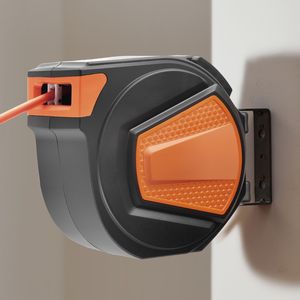 Avvolgitubo Ibrido Automatico da 6,6 FT per Aria Compressa, 3/8IN X 65FT, Max 300PSI, con Cricchetto Retrattile e Cavo di Alimentazione da 6,6 FT - Product Image 2