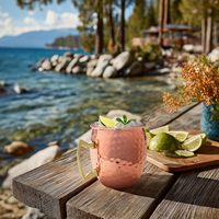 Mug à bière Moscow Mule de qualité supérieure 18 oz en cuivre pur avec poignée en laiton, vaisselle à cocktail en métal martelé pour bar, vente en gros