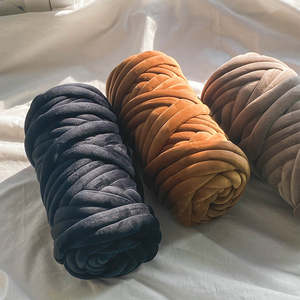 Velvet <b>Giant</b> <b>Yarn</b> (1kg) - Product Image 4