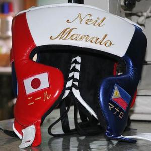 Logo personnalisé de haute qualité Kickboxing Head Guard Professionnel Boxe Casque Gants avec Boîte Emballage Nouvelle Arrivée - Product Image 1