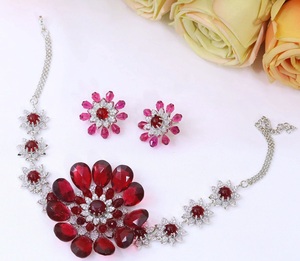 Ensemble collier et boucles d'oreilles en laiton plaqué argent de haute qualité avec zircon pour femmes, cadeau pour mariage et soirée - Product Image 4