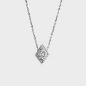 สร้อยคอจี้เพชรสลักลายวินเทจ ทองคำแท้ 14k ทรงกลม เพชรเลี้ยงในห้องปฏิบัติการ ตัวล็อกแบบก้ามกุ้ง ดีไซน์เรียบหรู เหมาะสำหรับใส่ทุกวัน เครื่องประดับคุณภาพสูง - Product Image 3