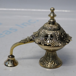 Handcrafted Brass Charcoal Incense Burner with Handle Traditional Bakhoor Dhoop Burner for Home Fragrance <b>Decor</b> - Product Image 3