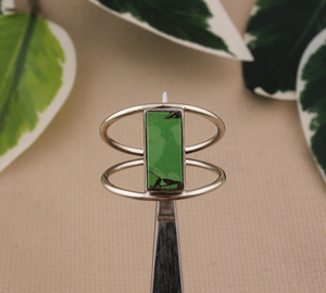 Bague solitaire classique bohème délicate en argent sterling 925 sertie de turquoise verte cuivrée taillée à la main, certifiée pour mariage et fête - Product Image 6