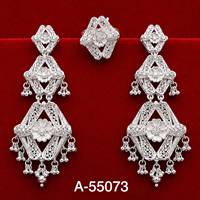 Boucles d'oreilles créoles classiques en or 10 carats, motif fleur de corail taille Asscher, bijoux tendance pour femme, idéales pour les soirées A-55188