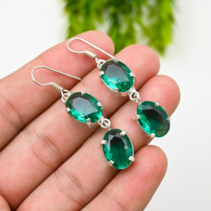 Nouvelle Arrivée Boucles d'Oreilles Pendantes Vintage en Argent Sterling 925 Plaqué Or, avec Pierre Précieuse Péridot Vert Facetté Poire, pour Femme - Product Image 1