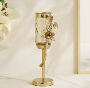 Portavelas Decorativo de Latón Dorado con Diseño Floral, Hecho a Mano, Ecológico, para Decoración del Hogar, Mesa, Pascua, Navidad - Product Image 2