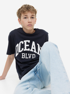 Camiseta para Niños Lista para Enviar, Camiseta de Algodón 100% con Estampado de Logotipo y Dibujos Animados - Product Image 3