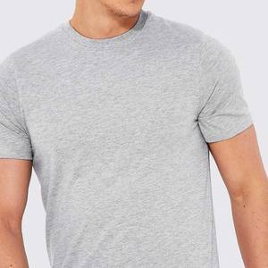 T-shirt vierge de luxe pour homme, col en V ou col rond, en coton uni - Product Image 6