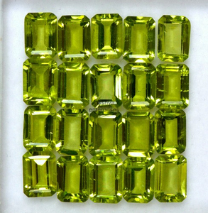 Peridoto natural de 7 mm y 9 mm, corte octogonal, piedras preciosas sueltas, peridoto verde facetado y calibrado para la fabricación de joyas, venta al por mayor. - Product Image 1