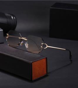 Lmamba 5G34 New Arrivals Retro Rimless Diamond Cut Edge Women Metal Frame Custom Shades Man <b>Sunglasses</b> 2024 High Quality - Product Image 3
