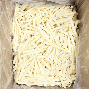 Pommes de terre surgelées de qualité supérieure, export en vrac, produit non OGM, surgelées rapidement IQF, qualité alimentaire, coupe uniforme, propres / Mme Alina - Product Image 6