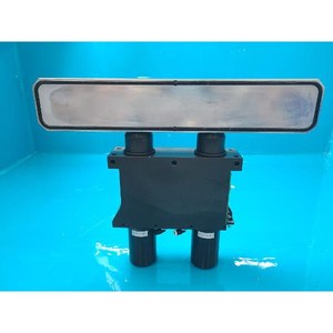 Vanne mini-à-garniture sous vide VAT 071512-VA24-AAZ2/1009, utilisée telle qu'elle est, pièces d'équipement semi-conducteur d'occasion - Product Image 4