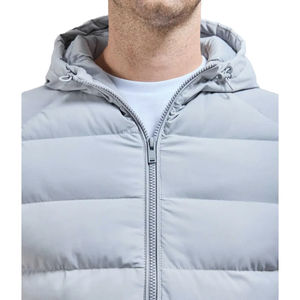 Vestes matelassées pour hommes, OEM personnalisées, chaudes, style streetwear, à capuche, matelassées, pour sports d'hiver, style décontracté, vestes matelassées pour hommes - Product Image 3
