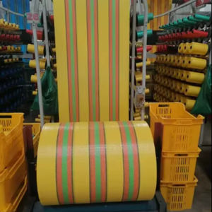 Rouleaux de tissu tissé en polypropylène recyclé pour la fabrication de sacs de sable – Approvisionnement en gros - Product Image 1