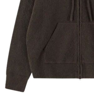 Sweat à capuche zippé en tricot marron avec emblème – Sweat élégant et confortable pour hommes et femmes, idéal pour l'hiver, avec logo - Product Image 3