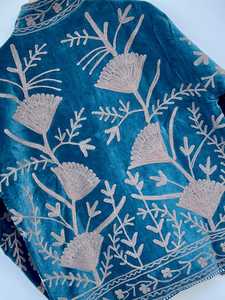 Veste en velours bleu brodée pour femme, col montant, motif floral, style bohème, pour l'automne - Product Image 2