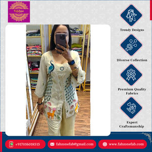 Conjunto de Cordón de Seda Pura Tradicional de Alta Calidad, Largo hasta el Suelo, con Bordado Pesado y Borde de Encaje, Diseño de Pavo Real en Tendencia - Product Image 2