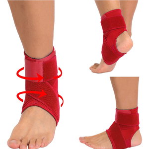 Attelles de cheville fabriquées avec un tissu léger et respirant offrant un soutien réglable et un port confortable pour les modes de vie actifs - Product Image 2
