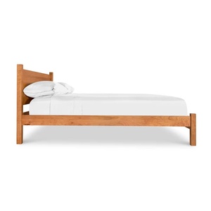 Cama clásica tamaño queen Amora hecha de madera de caoba de alta calidad con color marrón para muebles de dormitorio - Product Image 3