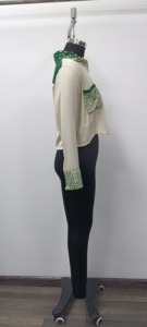 Chaqueta Utilitaria Crema para Mujer con Bolsillos y Puños con Puntos Verdes, Cierre de Cremallera en Manga Larga, Estilo Primavera - Product Image 3