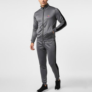 Ensemble de survêtement de haute qualité avec veste et pantalon, parfait pour l'entraînement sportif et les activités de plein air - Product Image 3
