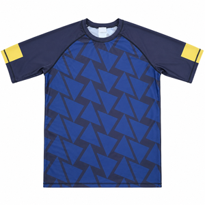 Nouveau T-shirt de compression à manches courtes pour homme, personnalisé, à séchage rapide, 200 GSM, coupe ajustée, pour MMA et grappling - Product Image 3