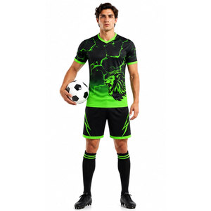 Conjunto de Uniforme de Fútbol Sublimado Personalizado para Unisex, Cuello Redondo, Secado Rápido, Absorción de Humedad, a Precio Económico - Product Image 2